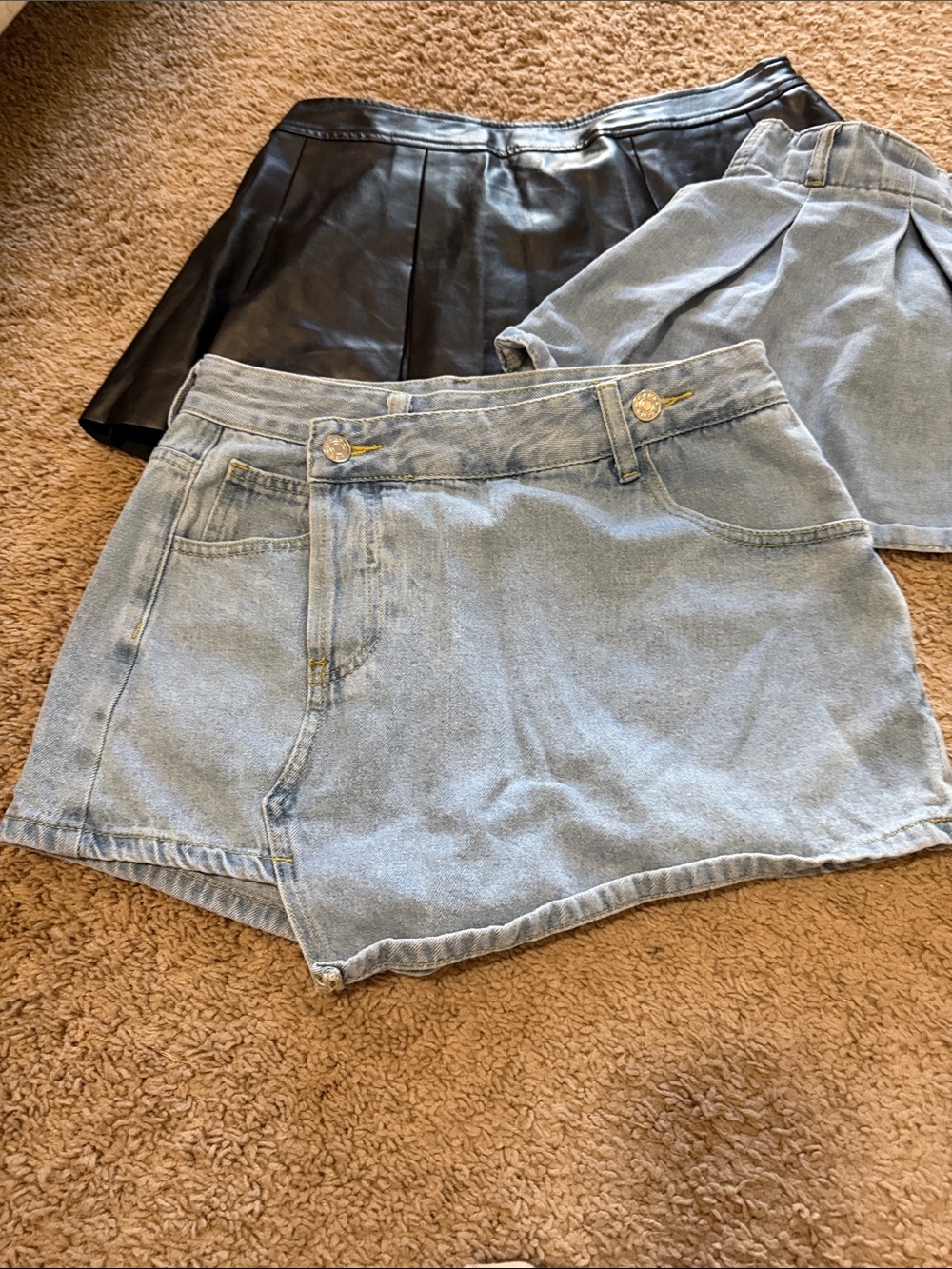Women’s size medium mini skirt bundle - Picture 3 of 5